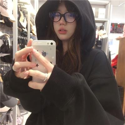 哭泣的女人2019